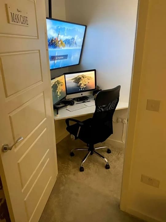 trang tri khong gian duoi gam cau thang (1)