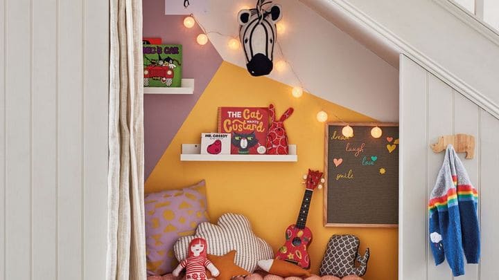 trang tri khong gian duoi gam cau thang (19)