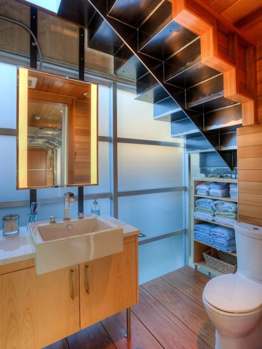 trang tri khong gian duoi gam cau thang (9)