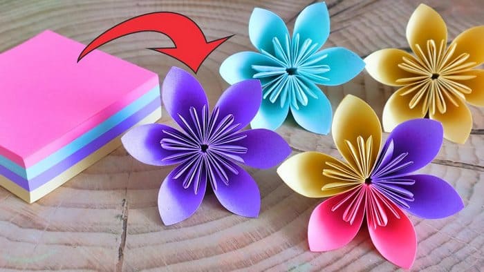 trang tri ban lam viec bang giay (2)