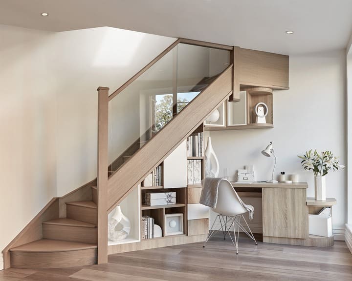 trang tri khong gian duoi gam cau thang (2)